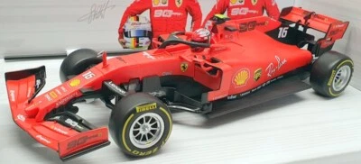 Burago 1/24 Scale Remote Control Car 81384 - Ferrari SF90 Charles Leclerc - Red - Imagen 1 de 4