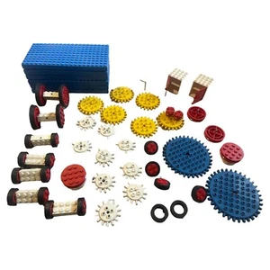 Vintage Lot Lego Parts Pieces Wheels Sprockets Cabinets Plates Axle 5 1/2 Pounds - Picture 1 of 8