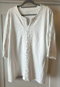 Chicos Top Size 3 EUC Women's White w Sequins 3/4 Sleeve V-Neck Cotton/Viscose - Picture 1 of 5