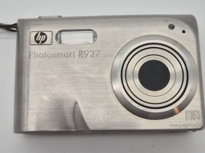HP PhotoSmart R927 8.2MP Digital Camera - Silver w/Battery - No Charger Untested - Image 1 of 4