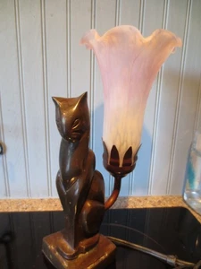 Vintage ART DECO Bronze EGYPTIAN CAT LAMP w/Glass Tulip Shade - 9-1/2" w/Shade - Picture 1 of 5