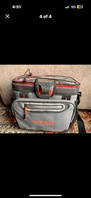 Cofre de hielo Titan Foto 1 de 3