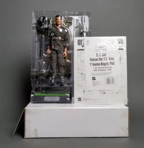 Figura de acción GI Joe Millennium Series Piloto Brigada de Aviación Ejército de Estados Unidos 12" - Imagen 1 de 7