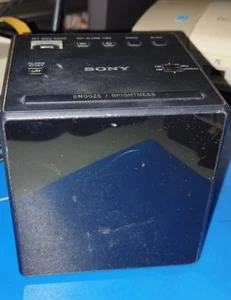 SONY ICF-C1 - RADIOWECKER GEBRAUCHT, SIEHE HINWEISE - Bild 1 von 5