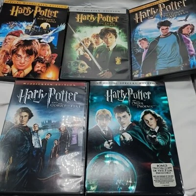 Set Of (5) Harry Potter Widescreen DVDs 1-5 Sorcerers Stone And Order Of Phoenix - Image 1 of 4