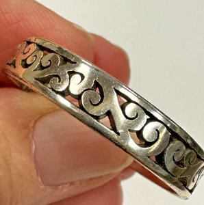 Silberfarbene Ohrhänger Creolen Kreis Ohrringe elegant filigran keltisch europäischer Look - Bild 1 von 10