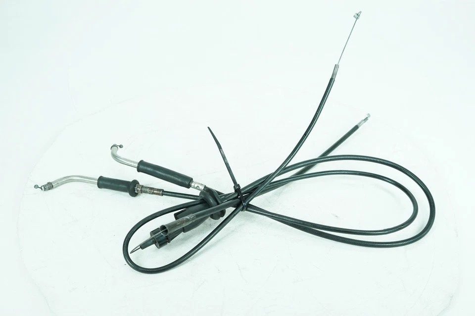 2006 Harley Touring Electra Glide Classic OEM Idle Throttle Wire Cables Line - Image 1 of 4