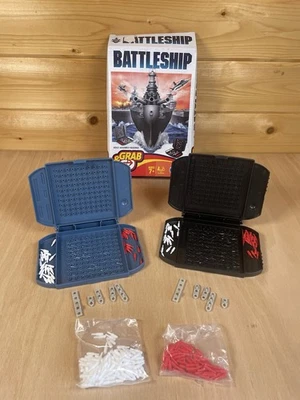 Hasbro Battleships Travel Game Grab and Go Edition Complete - Image 1 of 4