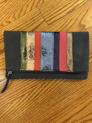 Bolso sin asas Stella & Dot con cremallera para mujer azul metálico con ribete a rayas Foto 1 de 4