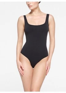 Skims Essential Bodysuit Scoop neck Women's Size LARGE Extra Large Onyx Black XL - Picture 1 of 8