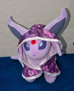 Build A Bear BAB x Pokemon ESPEON mit Cape Neu mit Etikett Puppe 14 Zoll groß '2023/2024 ohne Zertifikat - Bild 1 von 10