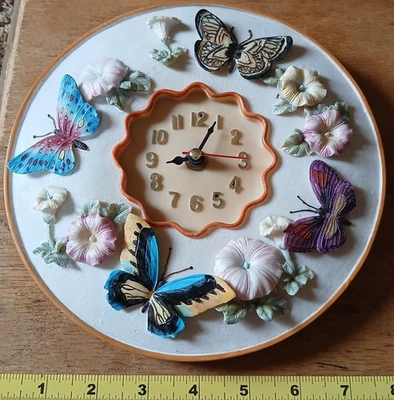 Reloj de Pared Cerámica Decorativo Mariposa, Usado Foto 1 de 4