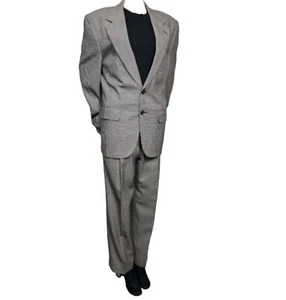 Vintage 90s Burberry Men’s Wool Suit Small Houndstooth black white  size 34 S - Picture 1 of 18