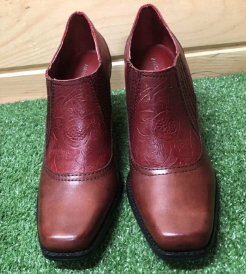 Antonio Melani Women's Cowgal Ferrari Red Leather Ankle Boots Size 8.5 NEW - Image 1 of 4