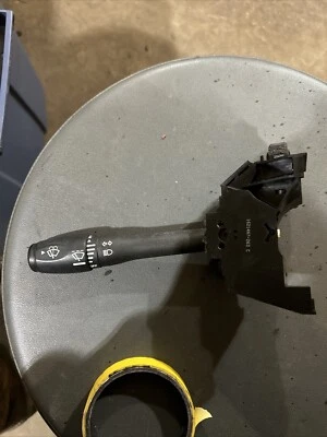 Interruptor limpiaparabrisas Ford Crown Victoria 2003-2011 intermitente usado OEM!  Foto 1 de 4