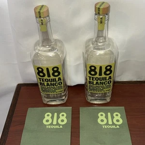 2 leere 818 Blanco Tequila Flaschen Dekor 2 BTL Posten - Bild 1 von 7