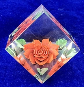 Vintage RETRO Reverse Carved LUCITE Floral Red ROSE Paperweight Ornament - Picture 1 of 2