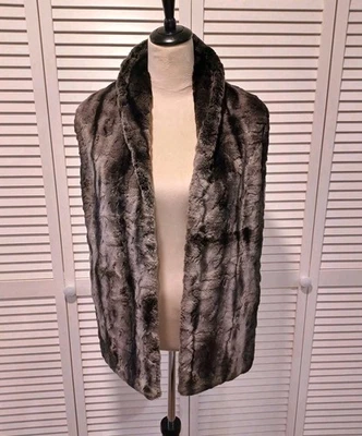 Womans Fossil Faux Furr Scarf  Inserts For Hands Charcoal Grey New With Tags - Image 1 of 4