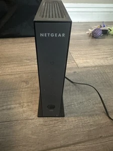 Netgear N 300 Wireless Router WNR2000 V3 - Picture 1 of 2