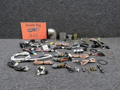 Bolsa de regalos Cirrus Vision Jet SF50 con interruptores, entradas, cables, relés, etc. Foto 1 de 4