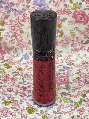Mary Kay Nourishine Plus Lip Gloss SPARKLE BERRY. New No Box - Image 1 of 3