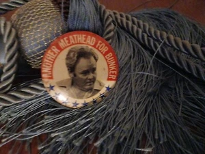 ARCHIE BUNKER CAMPAIGN BUTTON - Picture 1 of 2