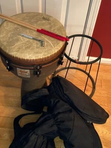 Remo Fiberskyn 3 Djembe with Stand Carrying Case and Drumsticks - Picture 1 of 8