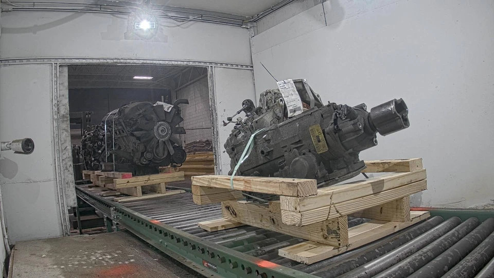 2009 Buick Lucerne Automatic Transmission Assembly FWD 94K Miles OEM PAB - Image 1 of 4