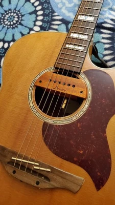 Donner DSS-6A Acoustic Guitar Pickup Active Mic With Volume Tone Control Wooden - Image 1 of 4