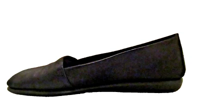 AEROSSÓIS MOCASSINS CONFORTÁVEIS DE COURO PRETO COM ENCOSTO FECHADO SLIDES 5.5 - Imagem 1 de 4