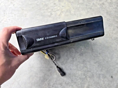 BMW 325ic 325is 325i M3 E36 1994-1995 cambiador de CD de 6 discos Alpine OEM 82111468014 Foto 1 de 4