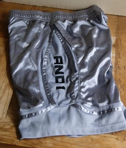 Silver AND1 Men's Shorts Size Large 10" Inseam - Picture 1 of 5