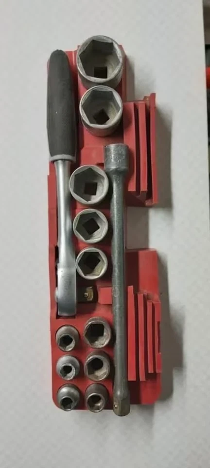 Steckschlüssel Set 13 tlg., mit Knarre und Verlängerung - Bild 1 von 1