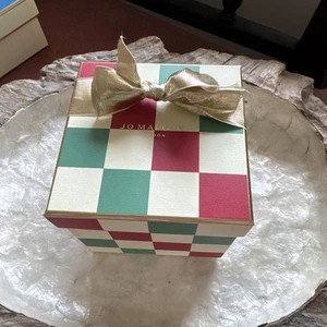 Jo Malone London CHRISTMAS SQUARE GIFT BOX LIMITED EDITION 2025 CREME/ROT/GRÜN - Bild 1 von 5