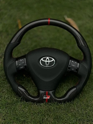 volante personalizado GR Toyota Corolla forjado fibra carbono 2009-2013 Foto 1 de 4