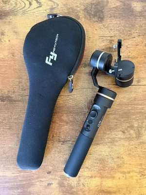 GoPro G-5 3 Axis Gimbal Stabilizer for Smartphone with Case - Image 1 of 2