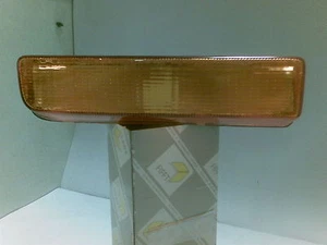 FORD FIESTA MK1 FRONT R/H SIDE LAMP - Picture 1 of 1