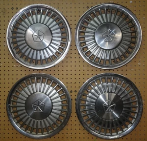 SET Dodge Caravelle 400 Chrysler Lebaron Plymouth Voyager New Yorker Hubcap 14" - Picture 1 of 10
