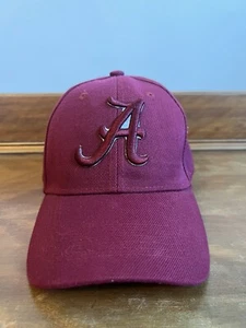 ALABAMA PURPURROTE GEZEITENMÜTZE KLASSISCHES LOGO NCAA FOOTBALL Haken und Verschluss hinten - Bild 1 von 5