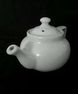 Vintage Hall pottery white teapot - Picture 1 of 12
