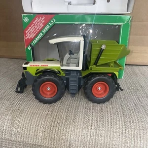 1:32 SIKU 3553 CLAAS XERION 3000 Farm Tractor w/ Special Working Features Exc - Picture 1 of 10