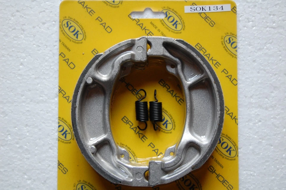 ZAPATOS DE FRENO TRASEROS + resortes para HONDA CT 110, 2005-2017 CT110 CT110X Foto 1 de 1