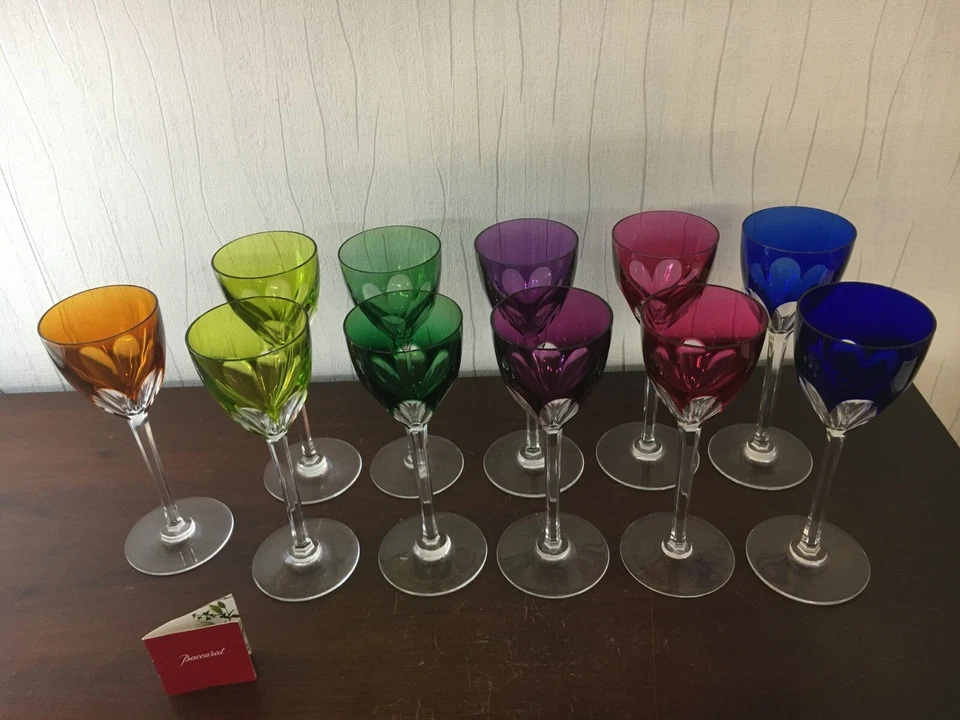 7 Bicchieri da Vino Modello Genova IN Cristallo Di Baccarat ( Costo Un Pezzo) - Immagine 1 di 4