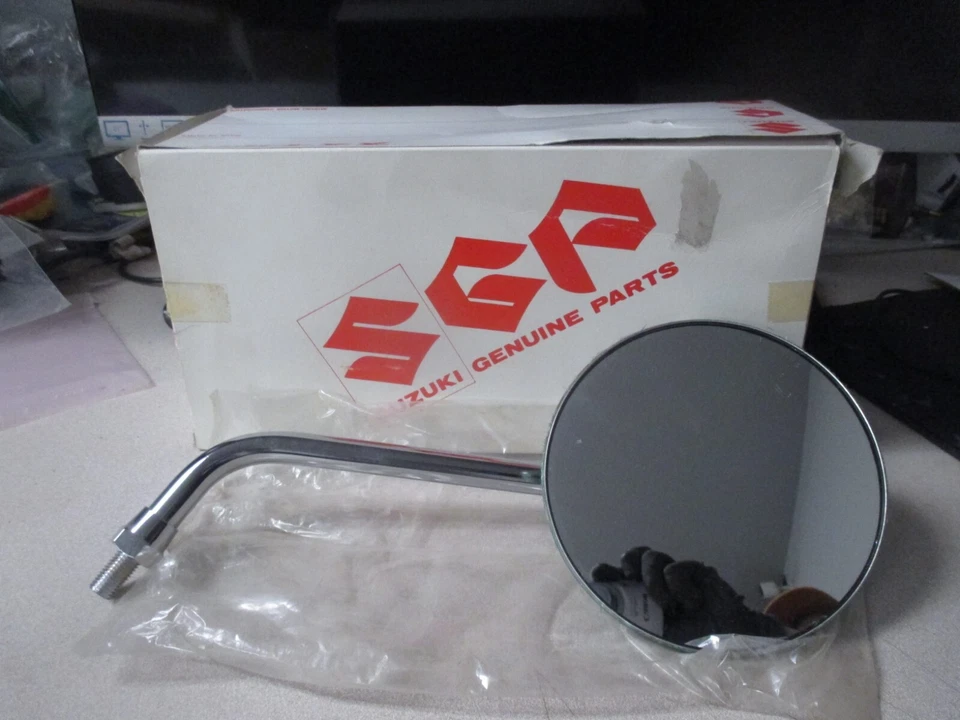 Conjunto de espejo retrovisor derecho NOS Suzuki OEM 83-84 DR500 82-83 GS1100 56500-45101 Foto 1 de 4