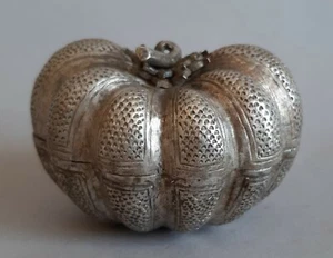 Cambodge boite chaux bétel argent Citrouille Cambodia lime silver box Indochine - Imagen 1 de 12