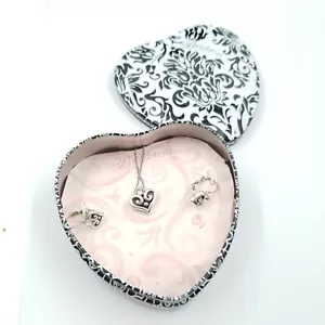 Set collana e orecchini cuore Brighton Alcazar in latta leva posteriore, ciondolo 20 pollici - Foto 1 di 11