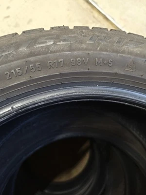 Pirelli Sottozero 3 Winterreifen  215/55 R17 Gebraucht - Bild 1 von 4