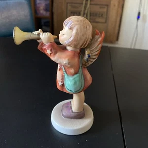 Vintage Goebel M.I. Hummel Figurine "Little Gabriel" Hum 32/0 TMK-3 West Germany - Picture 1 of 6