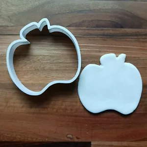 Apple Fruit Cookie Cutter Biscuit Pastry Dough Fondant Teacher Gift Stencil Bake - Picture 1 of 3