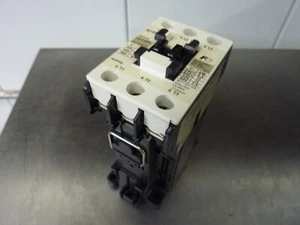 BOBINA CONTACTOR MAGNÉTICO FUJI ELECTRIC SC-E05/G: 24VDC 32A 690VAC (30465) - Imagen 1 de 9